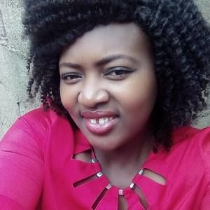 Meet your Posher, Laure